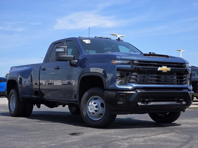 New 2026 Chevrolet Silverado 3500 W/T AWD/4WD image 2