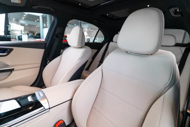 New 2026 Mercedes-Benz C 300 4MATIC Sedan image 5