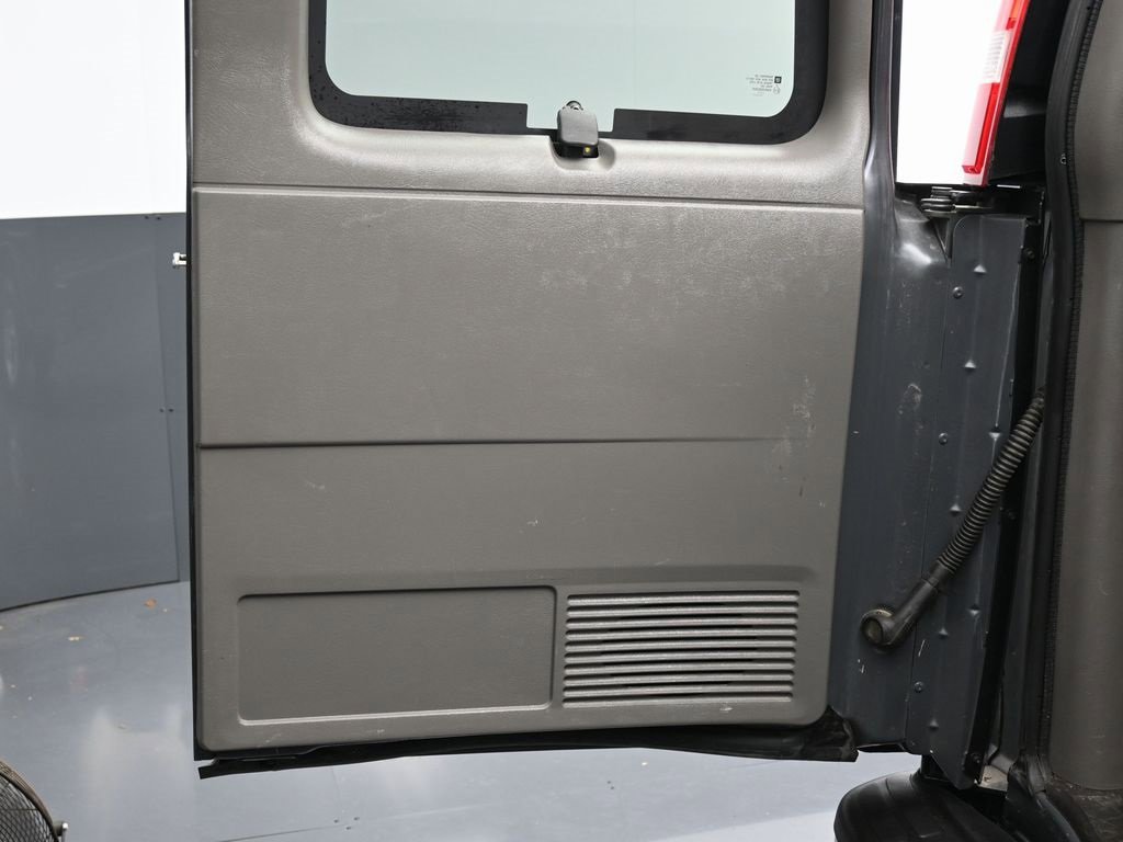 Used 2017 Chevrolet Express 3500 LT w/ LT Preferred Equipment Group image 36