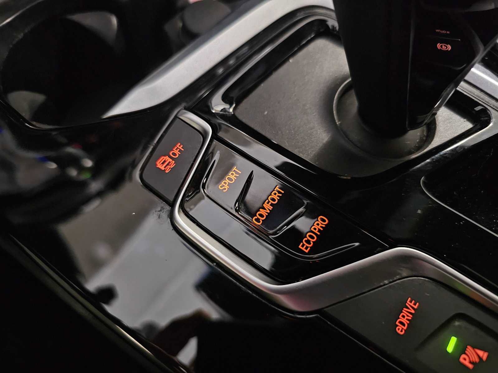 Used 2021 BMW X3 xDrive30e w/ Premium Package image 27