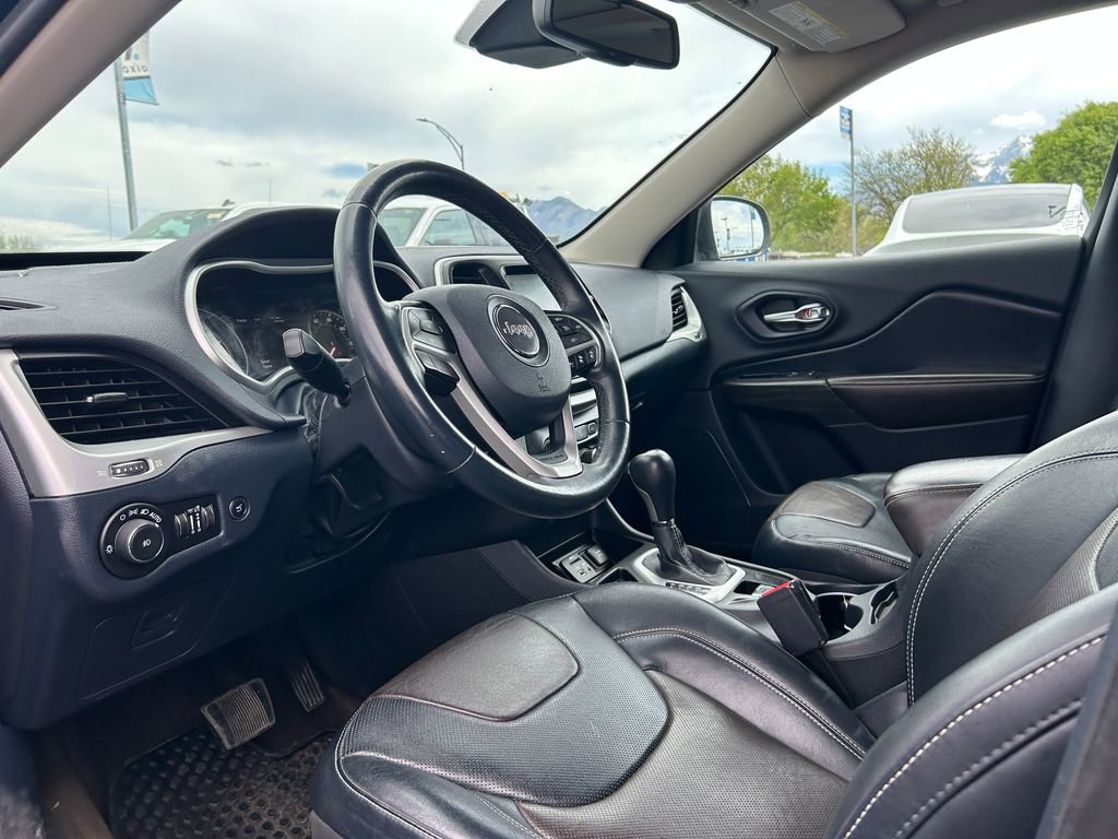 Used 2014 Jeep Cherokee Limited w/ Technology Group FWD image 26