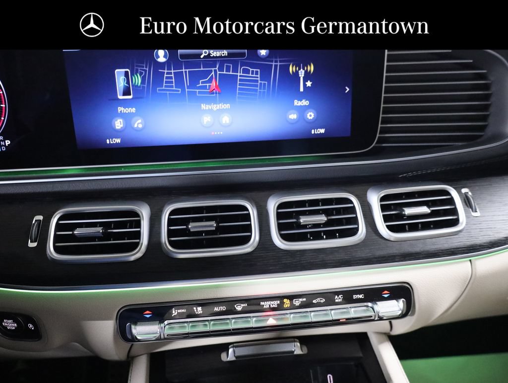 Used 2025 Mercedes-Benz GLS 450 4MATIC w/ AMG Line Exterior image 18