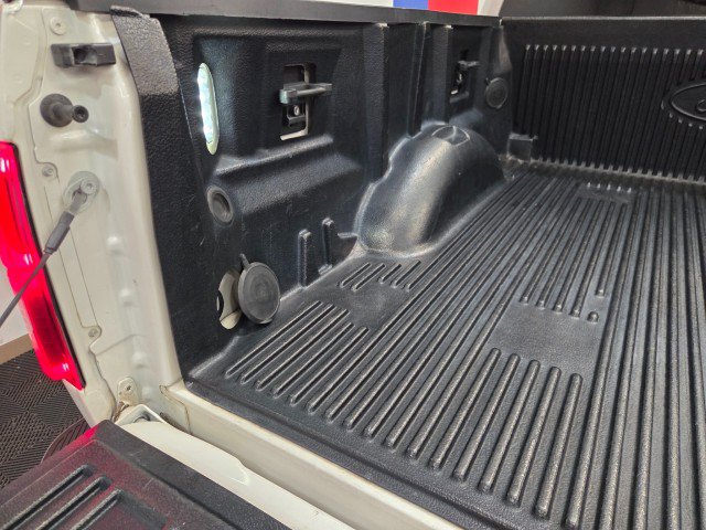 Used 2018 Ford F150 King Ranch w/ Equipment Group 601A Luxury AWD/4WD image 33