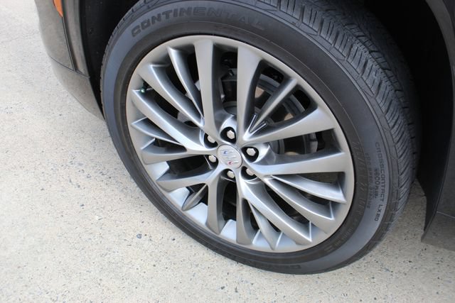 Used 2025 Buick Enclave Avenir w/ Trailering Package, 5000 lbs. FWD image 3