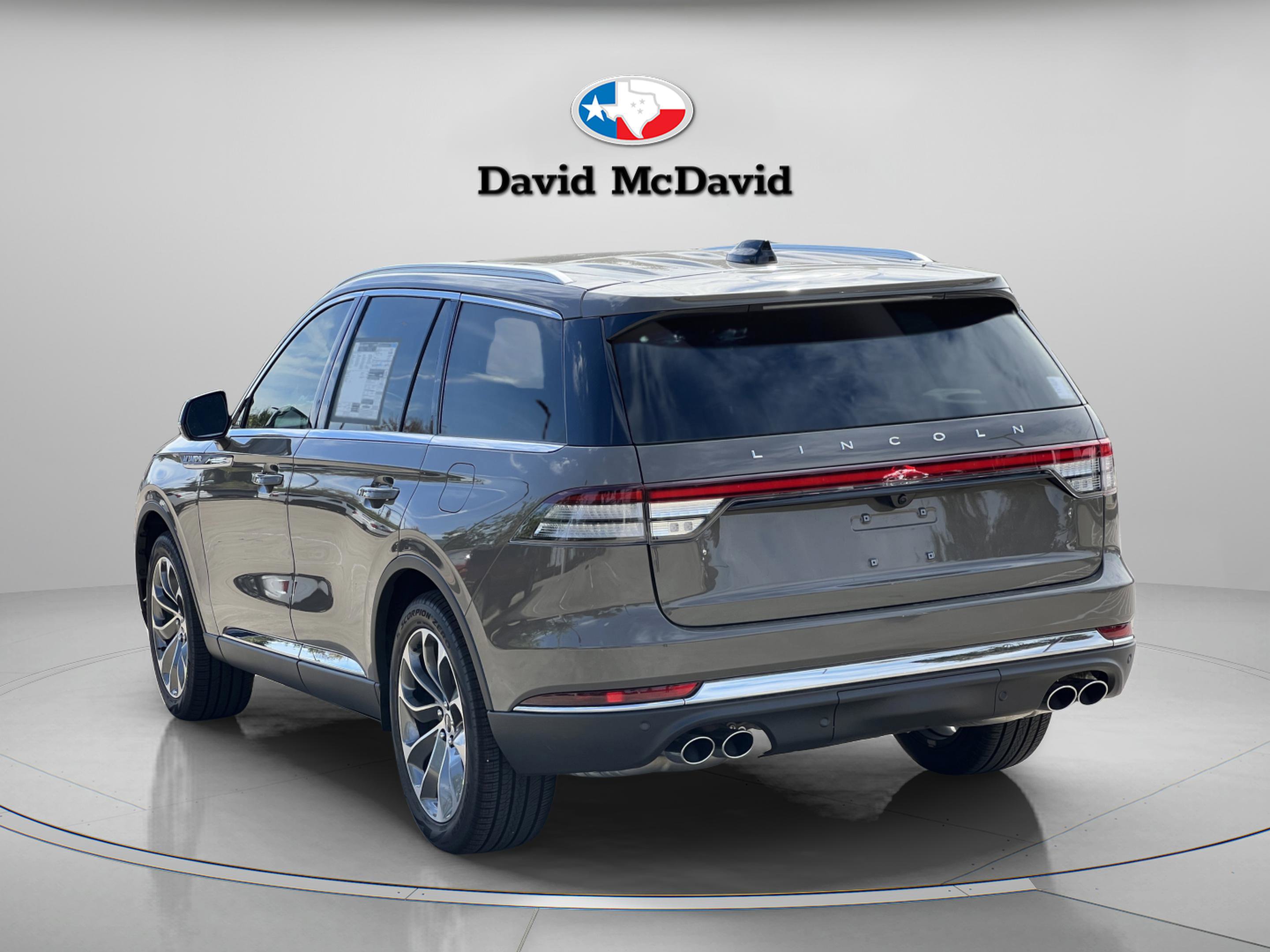 New 2025 Lincoln Aviator Reserve RWD image 5