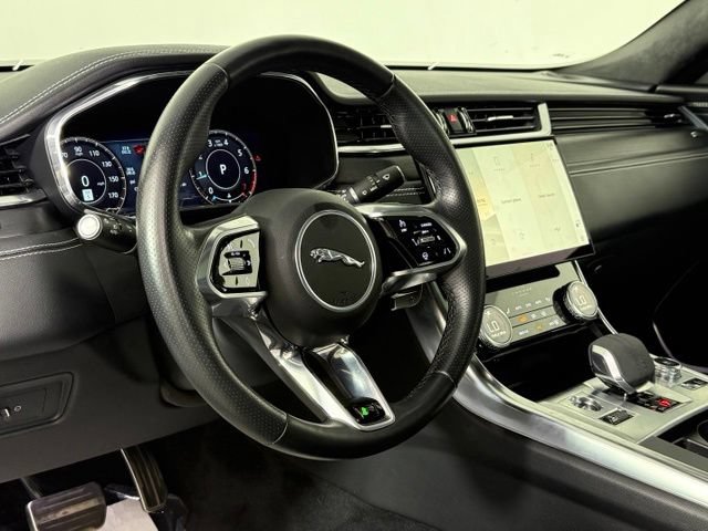 Certified 2023 Jaguar XF R-Dynamic SE AWD/4WD image 45