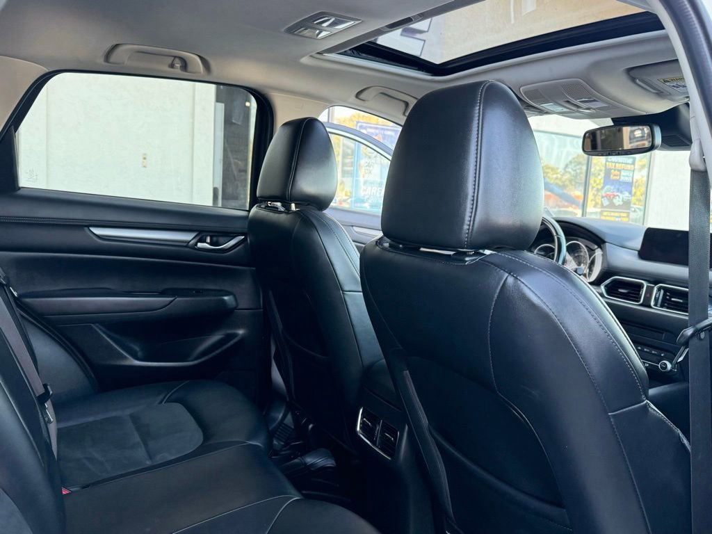 Used 2020 MAZDA CX-5 Touring FWD image 16