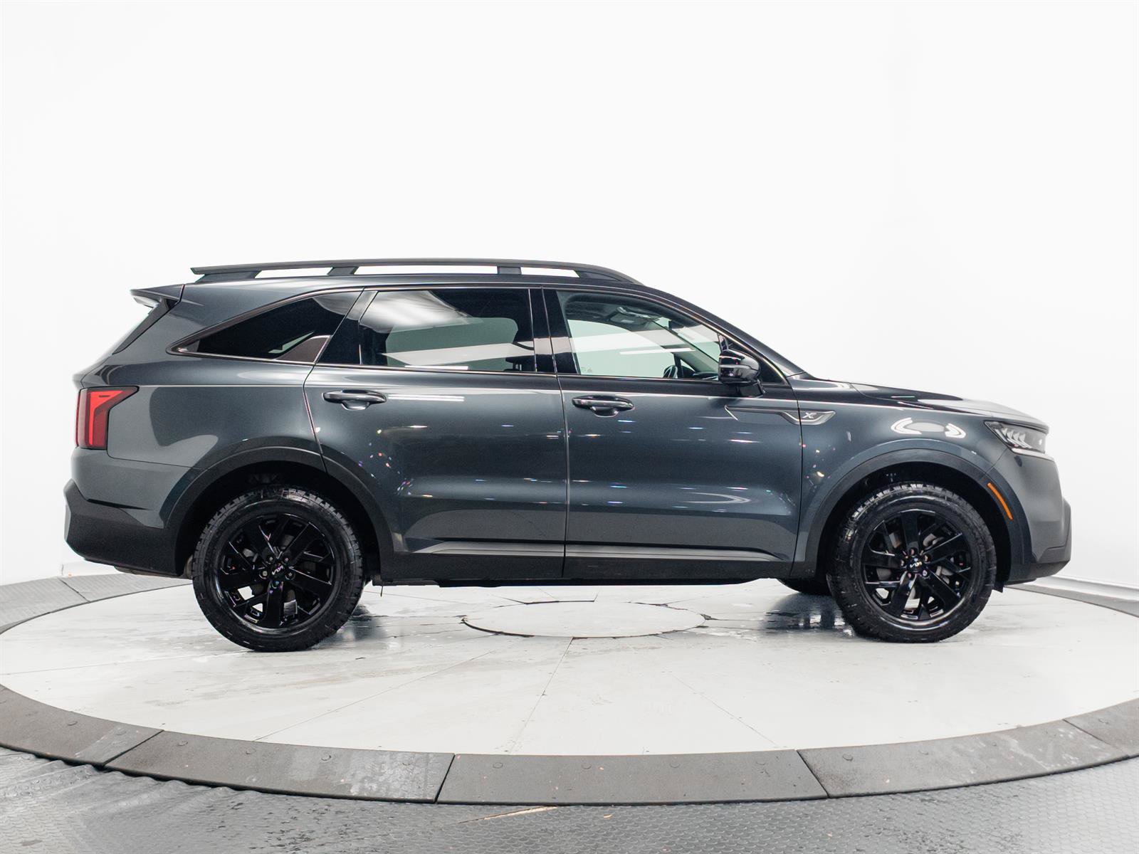 Used 2022 Kia Sorento S w/ Panoramic Sunroof Package AWD/4WD image 14