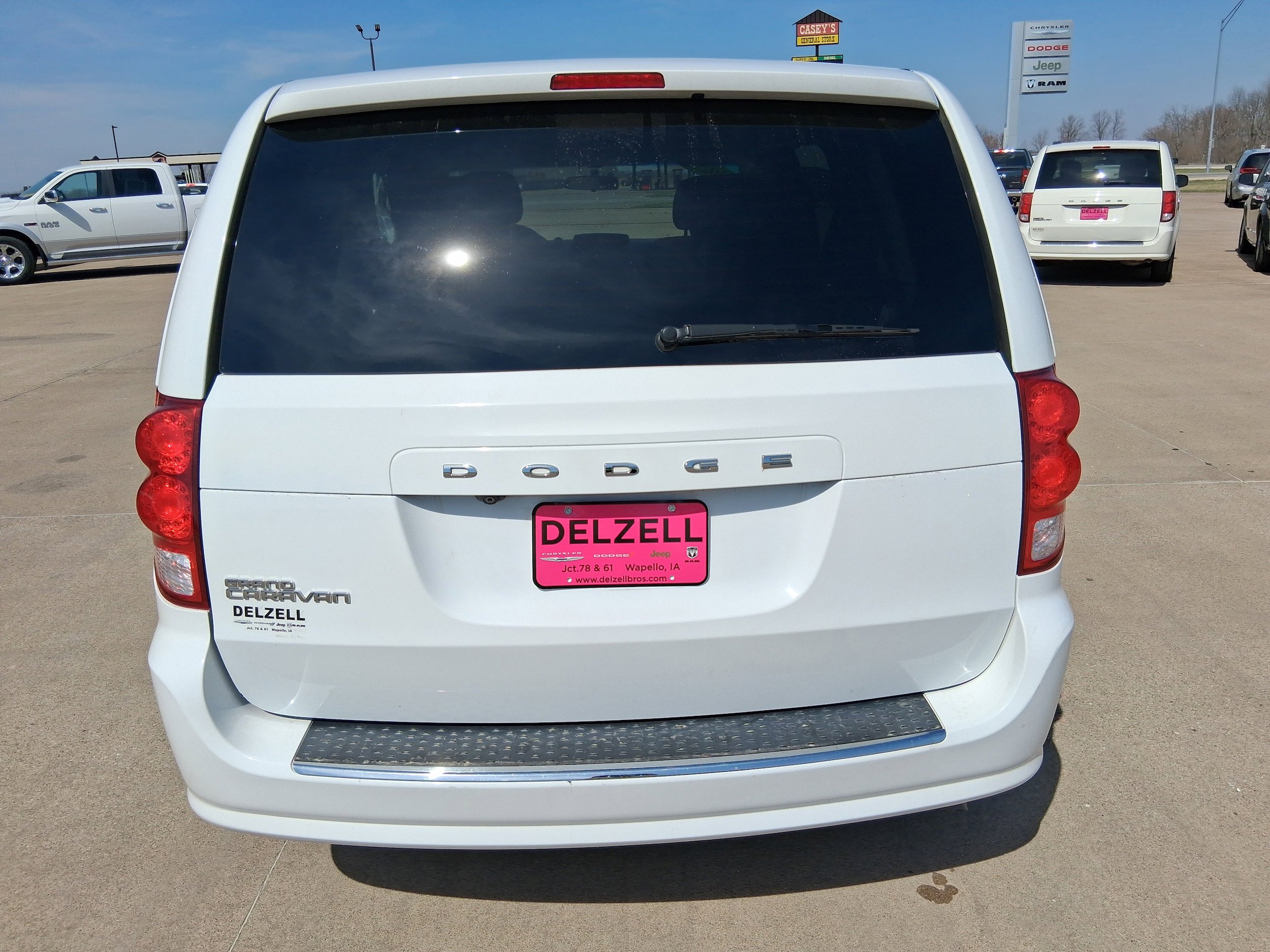 Used 2017 Dodge Grand Caravan SE w/ Power Window Group image 6