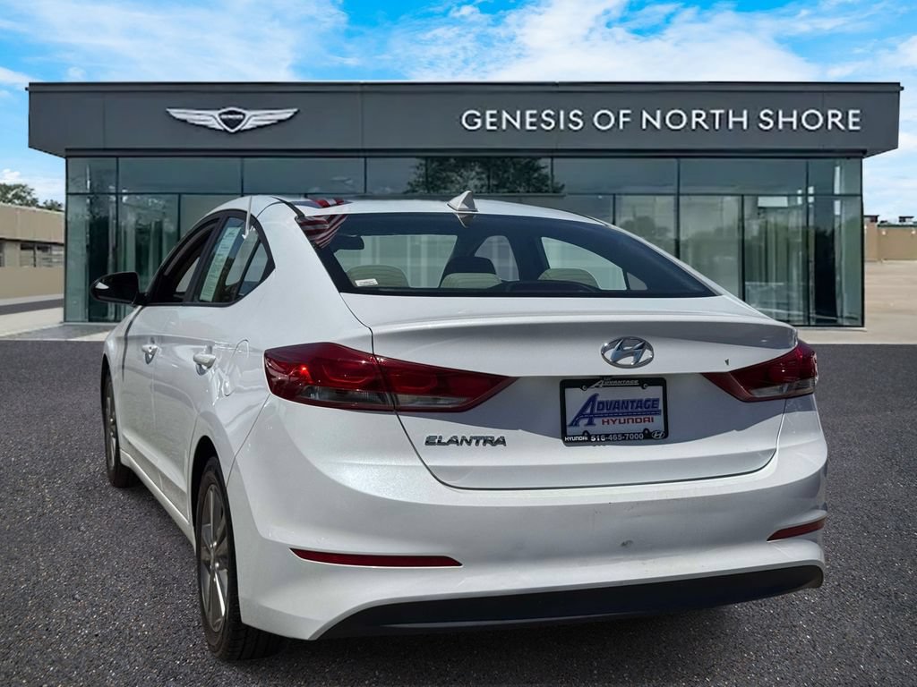 Used 2017 Hyundai Elantra SE FWD image 5