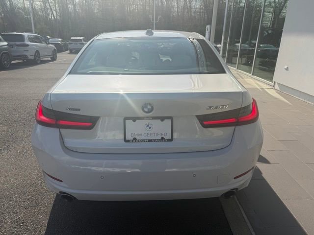 Certified 2023 BMW 330i xDrive Sedan w/ Premium Package AWD/4WD image 8