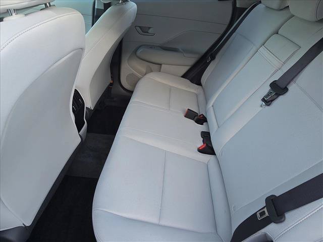 Used 2025 Hyundai Kona SEL AWD/4WD image 19