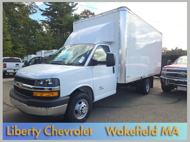 Used 2024 Chevrolet Express 4500 w/ Power Convenience Package