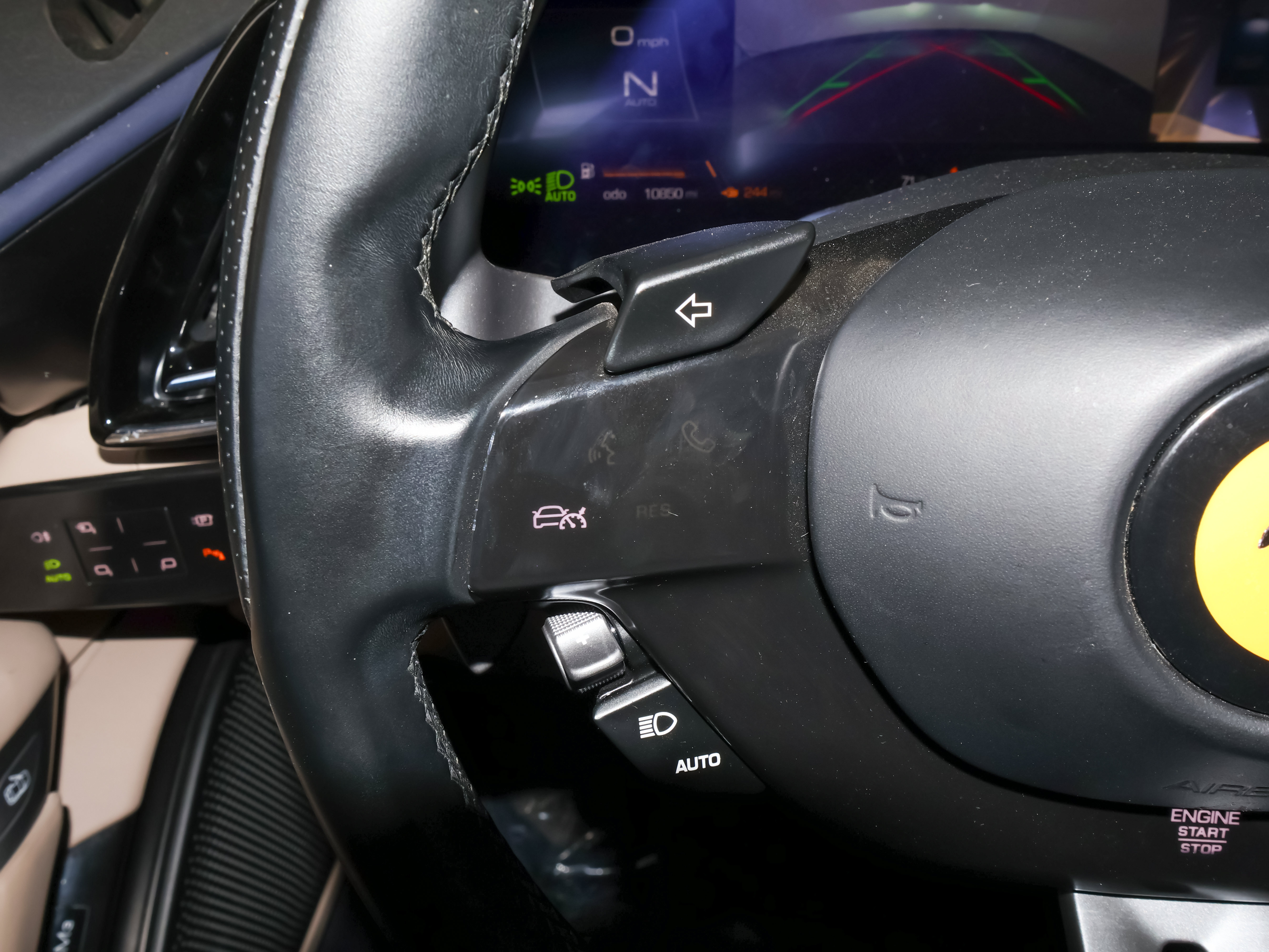 Used 2021 Ferrari Roma RWD image 30