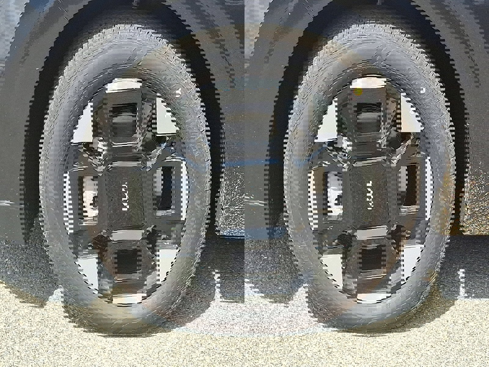 New 2026 Kia Carnival EX image 5