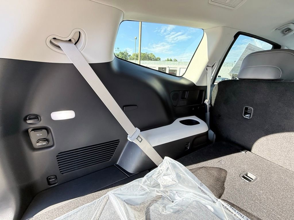 New 2026 Hyundai Ioniq 9 SEL image 10