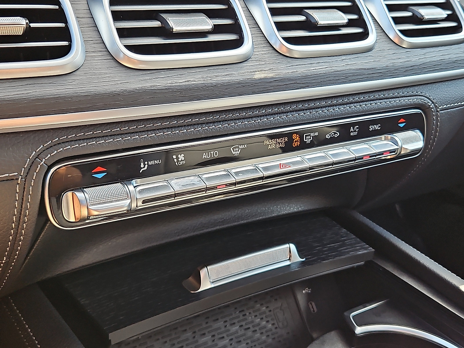 Certified 2026 Mercedes-Benz GLE 450 4MATIC image 16