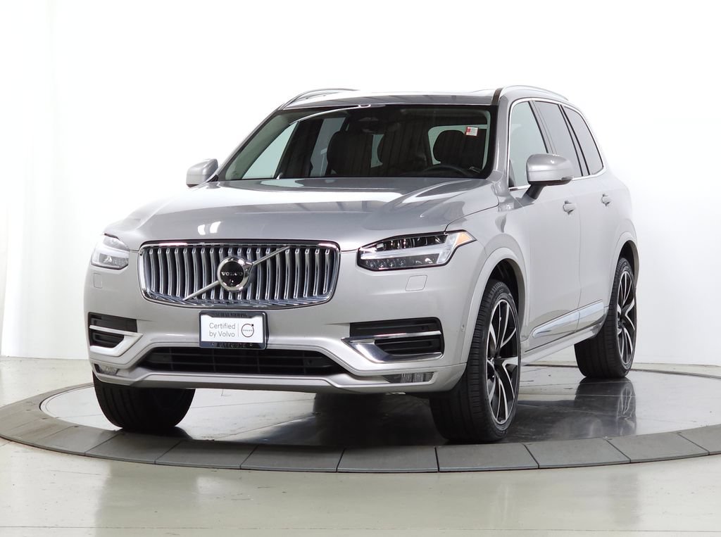 Certified 2025 Volvo XC90 B6 Plus w/ Protection Package AWD/4WD image 3