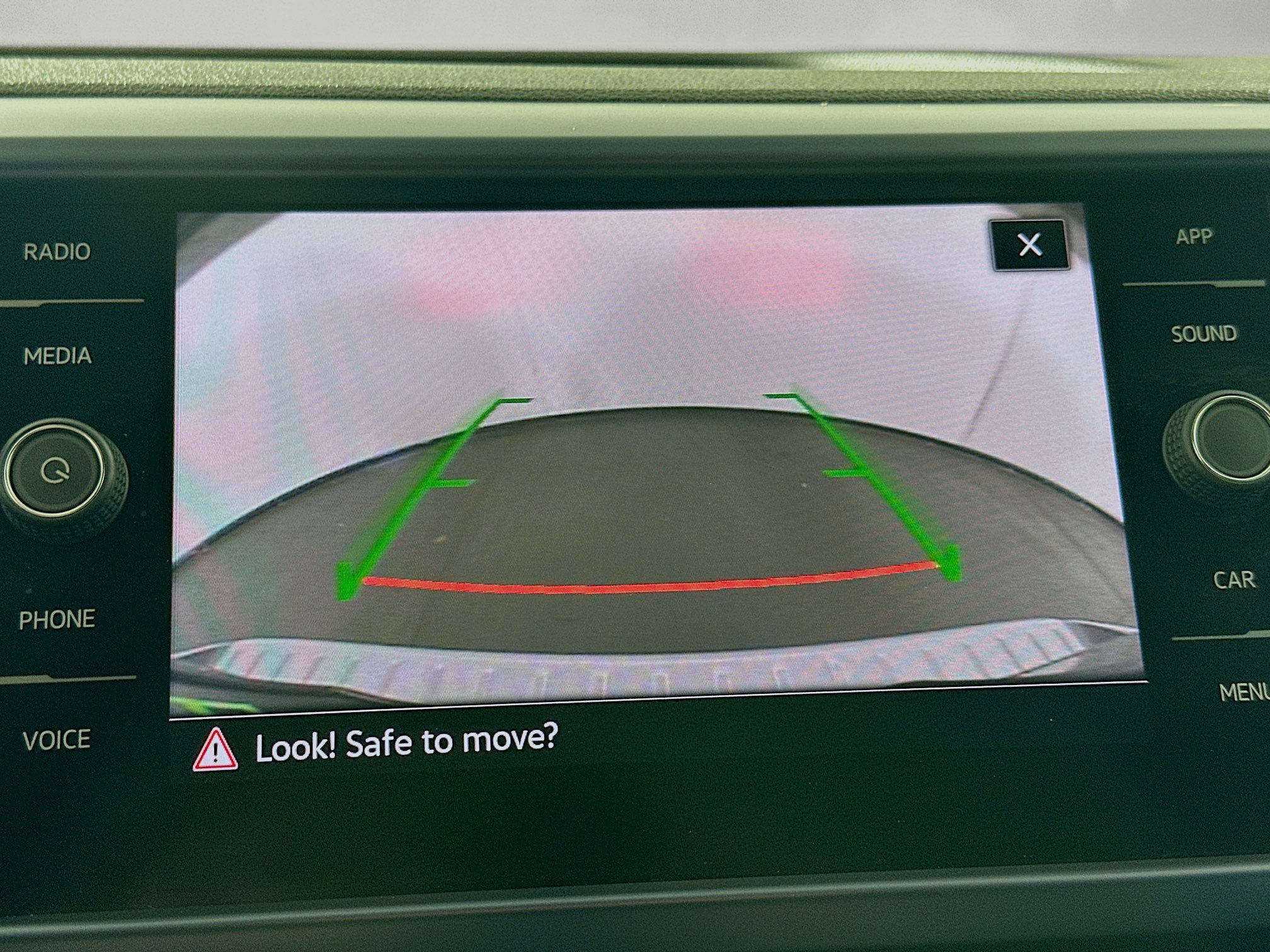 Used 2023 Volkswagen Taos SE w/ Black Wheel Package image 22