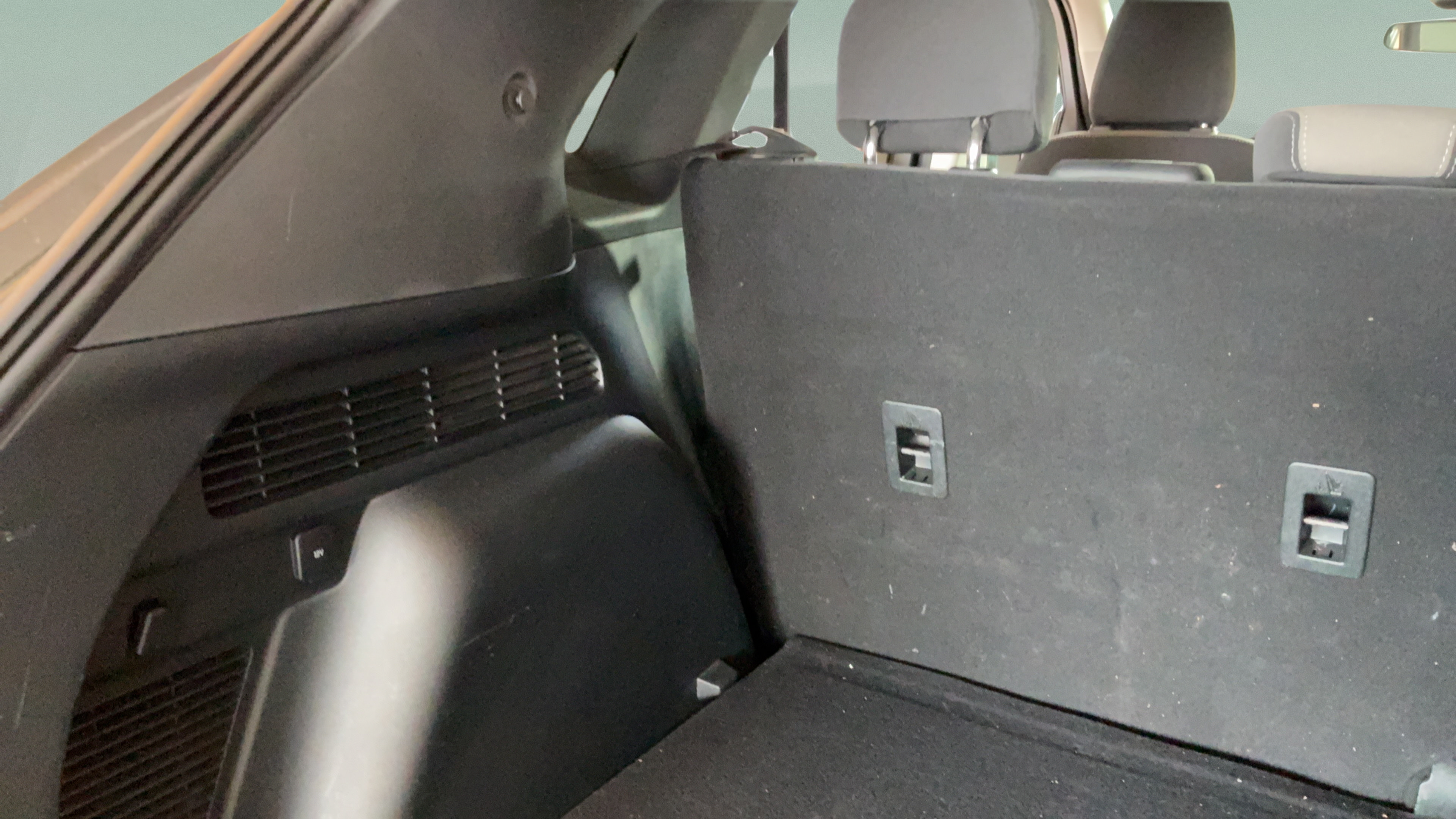Used 2022 Ford Escape SE w/ SE Sport Appearance Package FWD image 26