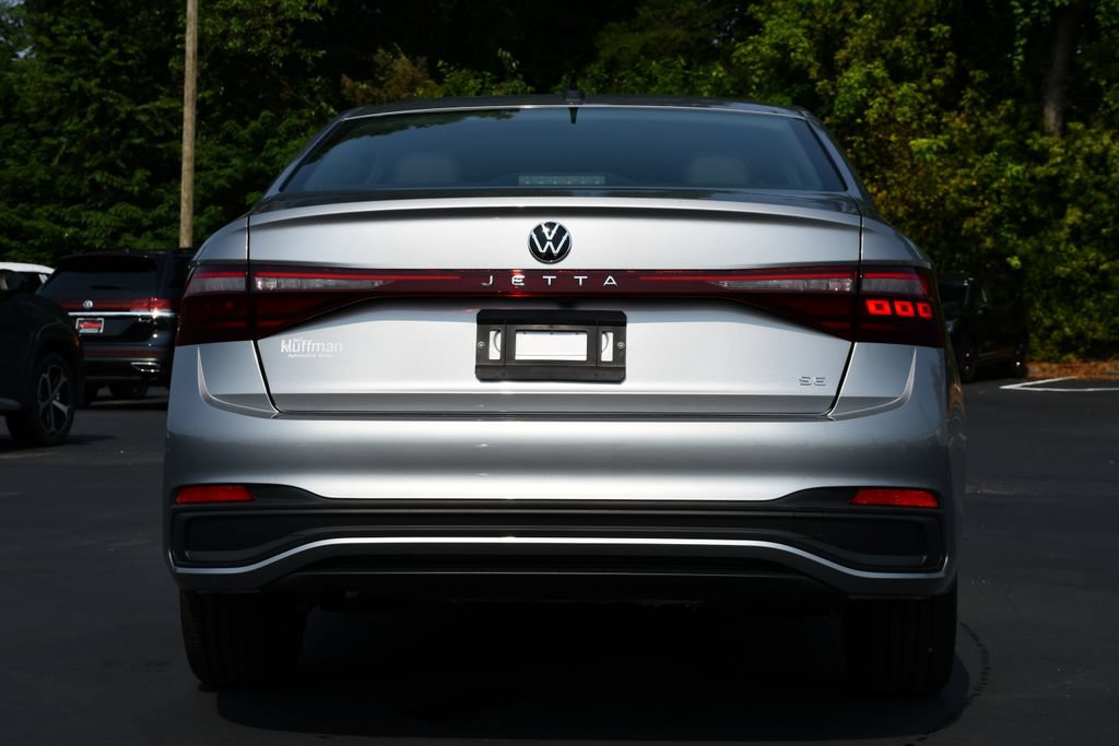 New 2026 Volkswagen Jetta SE FWD image 6