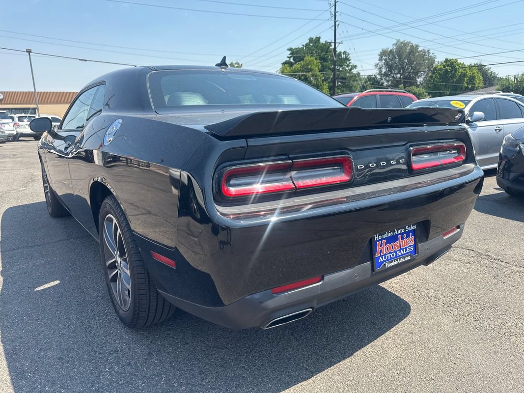Used 2018 Dodge Challenger GT w/ GT Interior Package AWD/4WD image 18