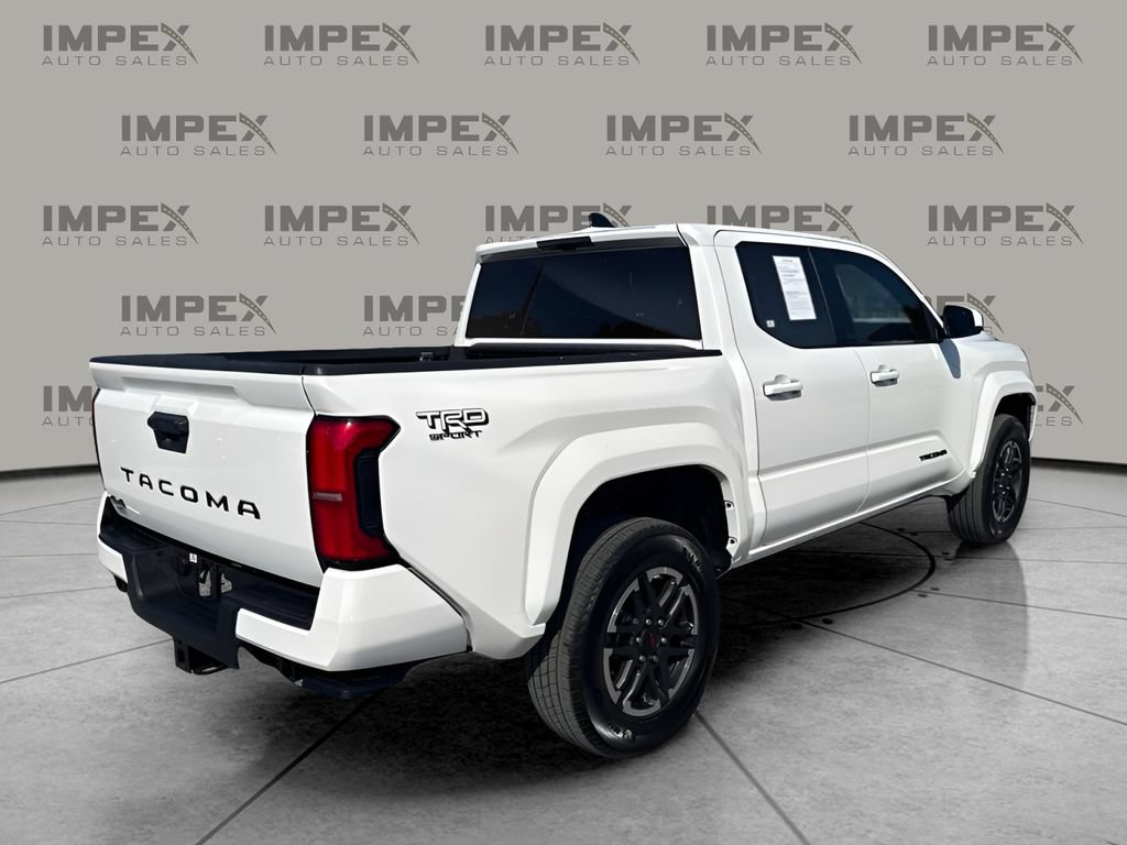 Used 2024 Toyota Tacoma TRD Sport AWD/4WD image 5