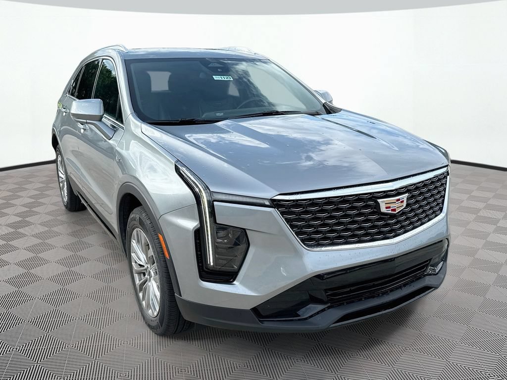 Certified 2024 Cadillac XT4 Premium Luxury FWD image 3