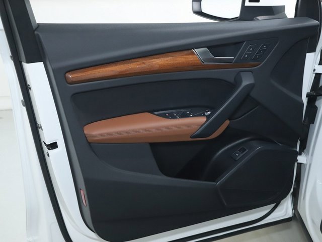 Used 2022 Audi Q5 2.0T Premium Plus image 31