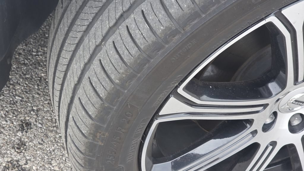 Used 2020 Volvo XC60 T5 Inscription AWD/4WD image 11