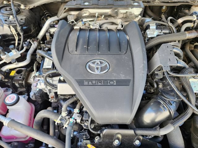 Used 2023 Toyota Crown Platinum AWD/4WD image 21