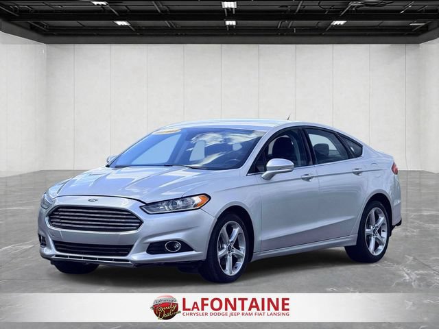 Used 2016 Ford Fusion SE AWD/4WD image 1