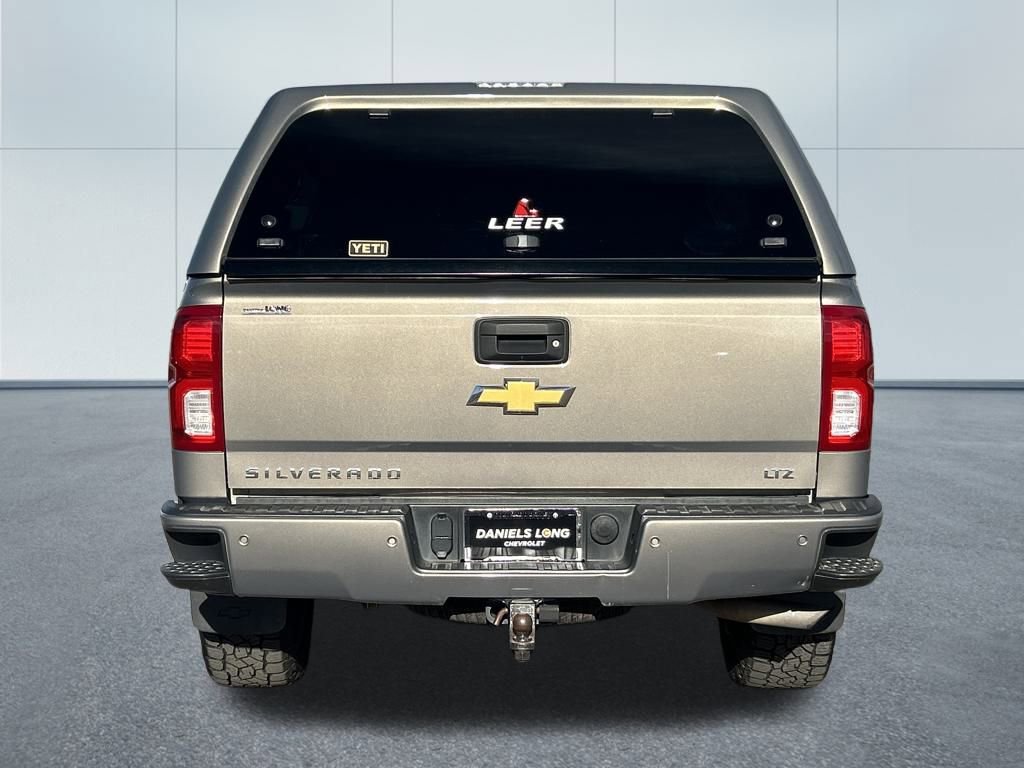 Used 2017 Chevrolet Silverado 1500 LTZ Z71 w/ LTZ Plus Package image 4
