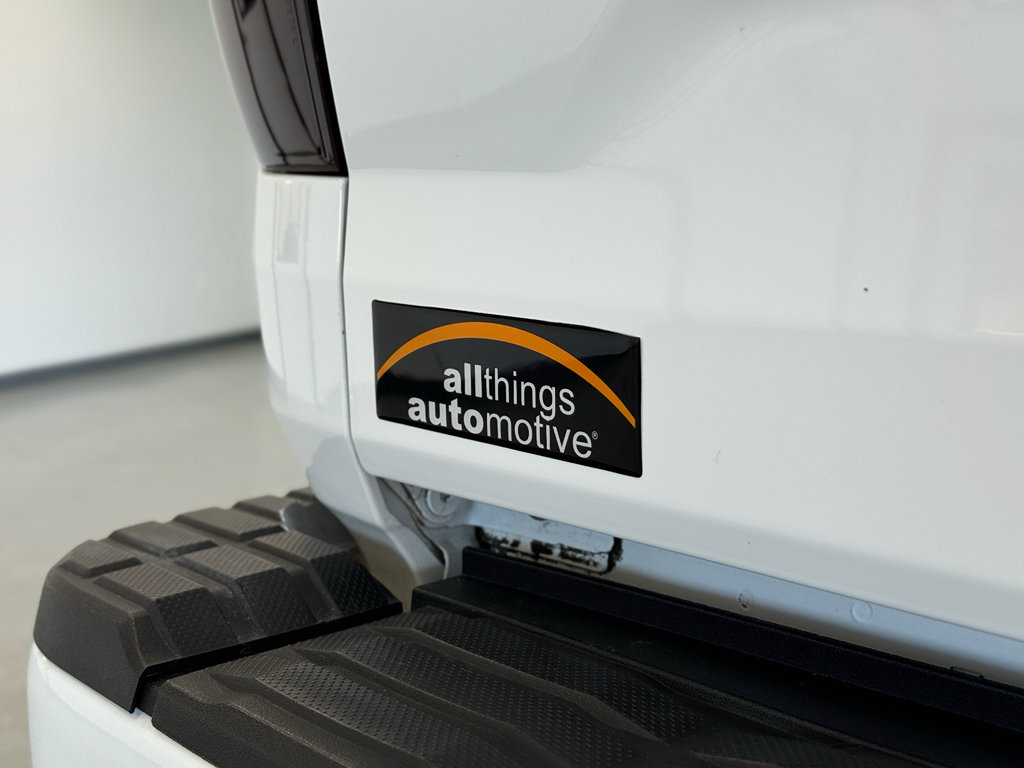 Used 2017 Toyota Tundra SR5 w/ SR5 Upgrade Package image 39