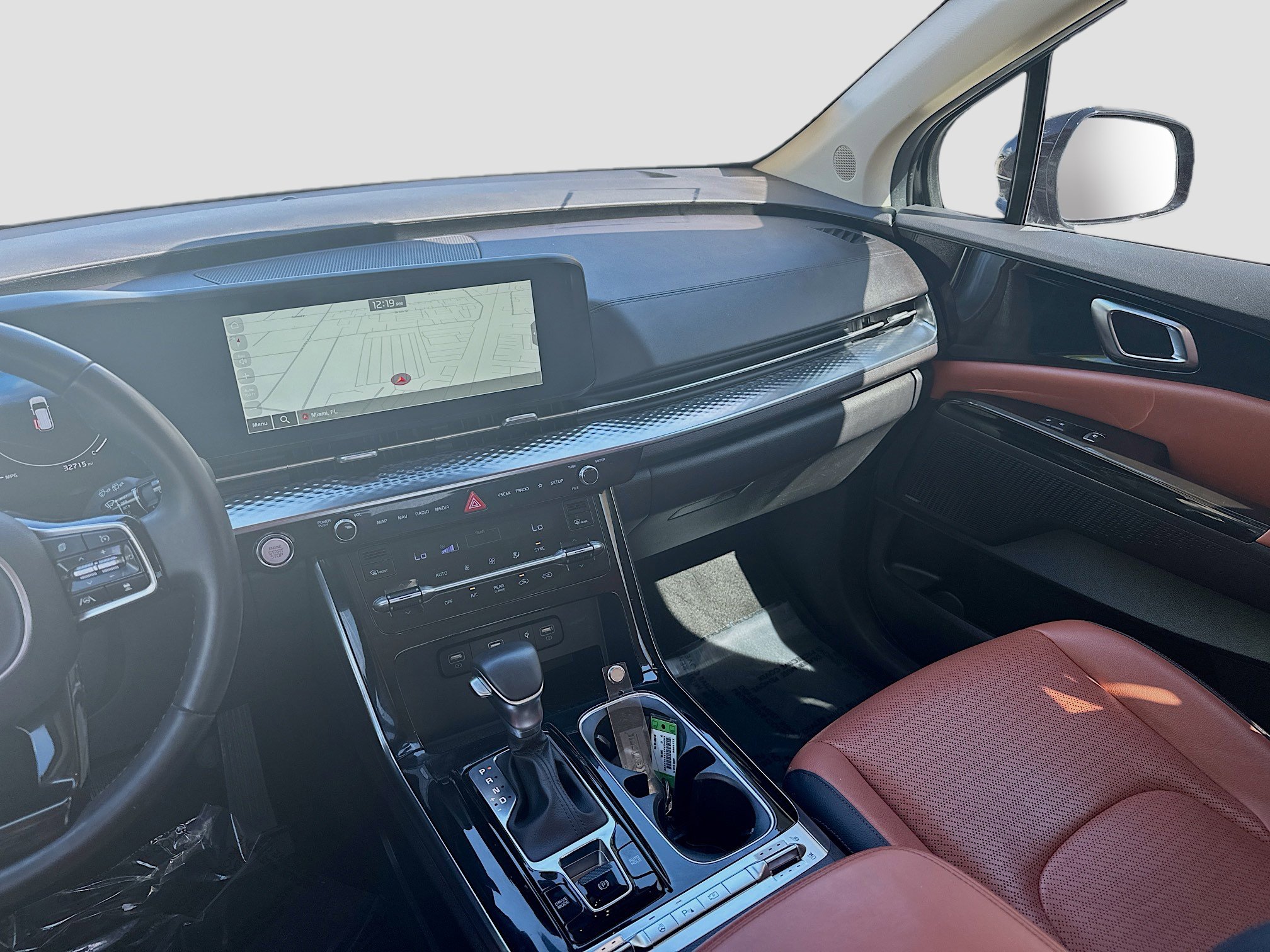 Used 2024 Kia Carnival SX Prestige image 23