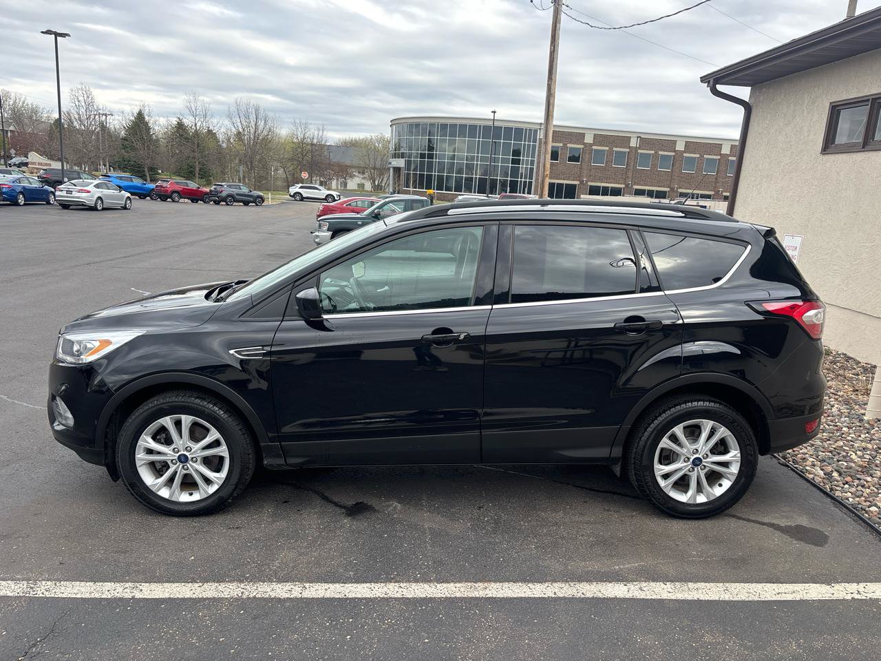 Used 2018 Ford Escape SEL AWD/4WD image 6