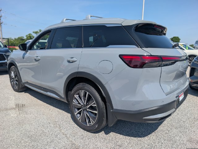 Used 2026 INFINITI QX60 Luxe w/ Cargo Package AWD/4WD image 3