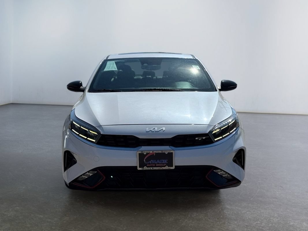 Used 2022 Kia Forte GT w/ GT2 Package FWD image 2