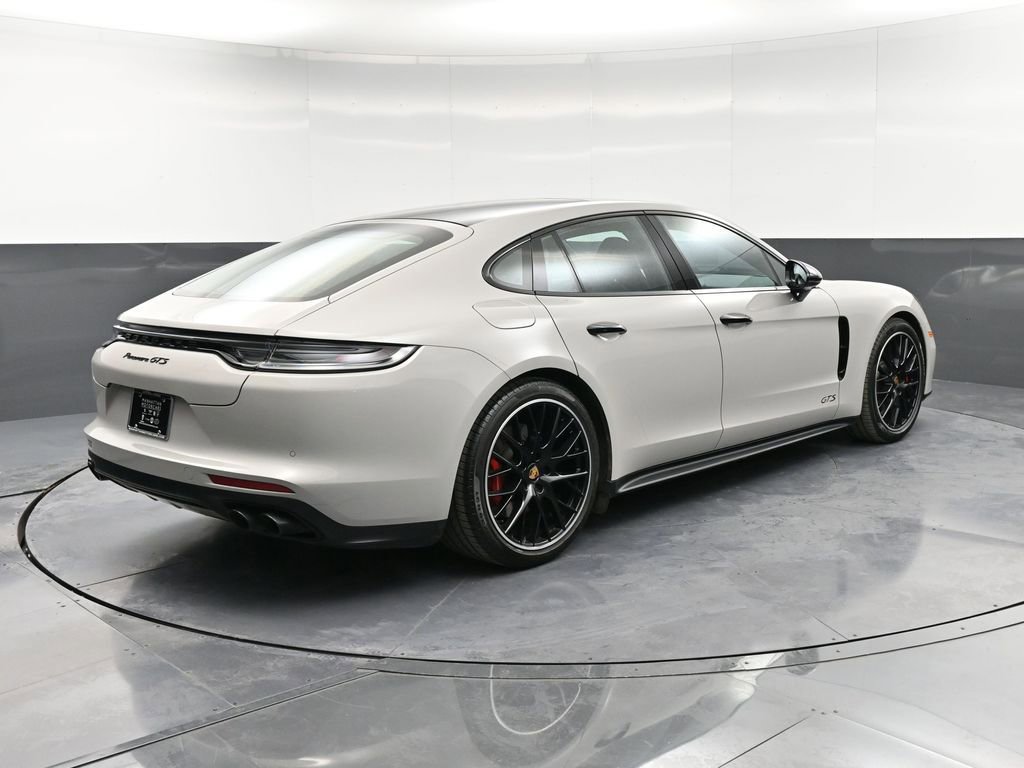 Certified 2022 Porsche Panamera GTS image 8