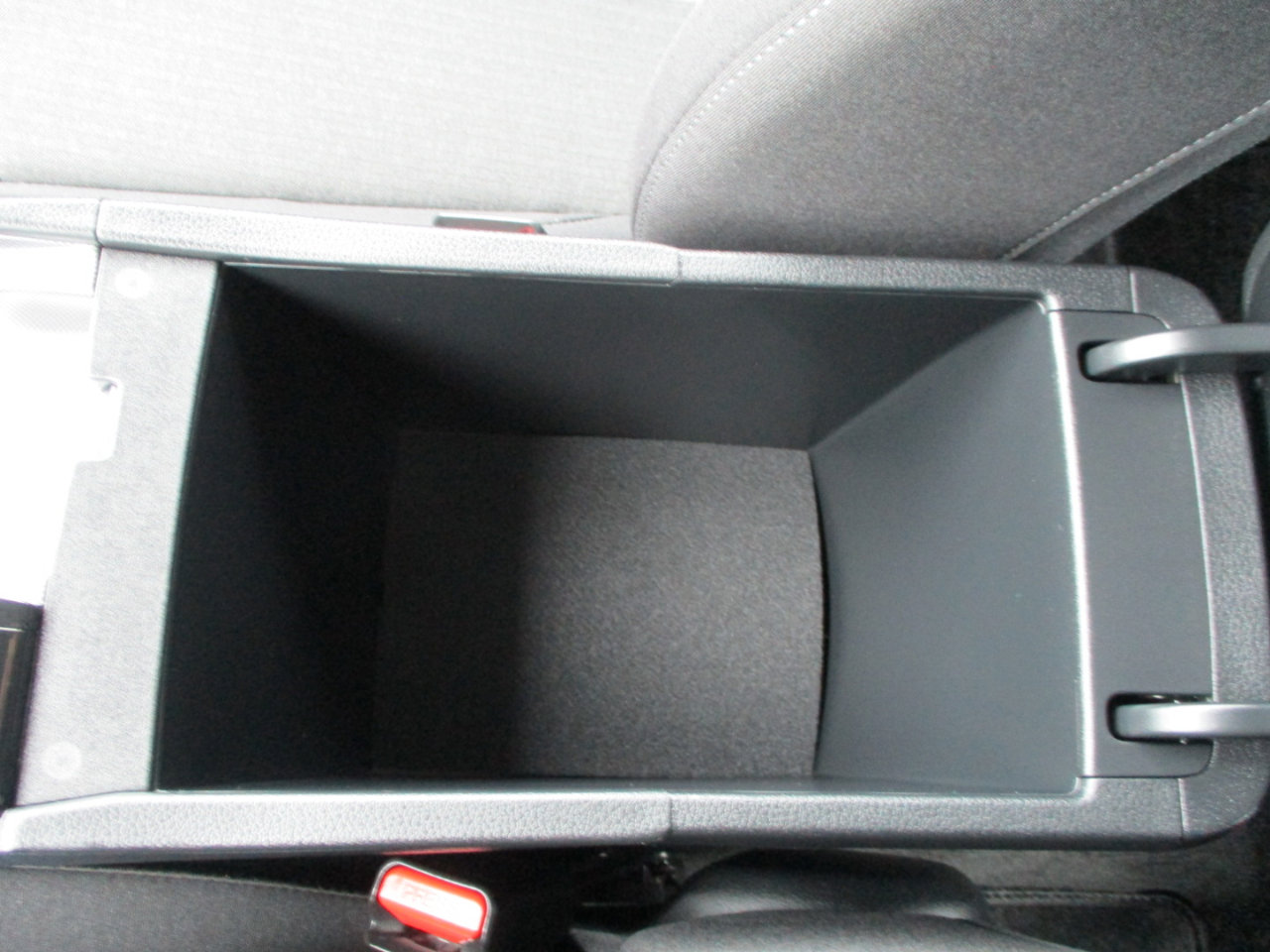 Used 2022 Hyundai Sonata SE w/ Cargo Package image 48