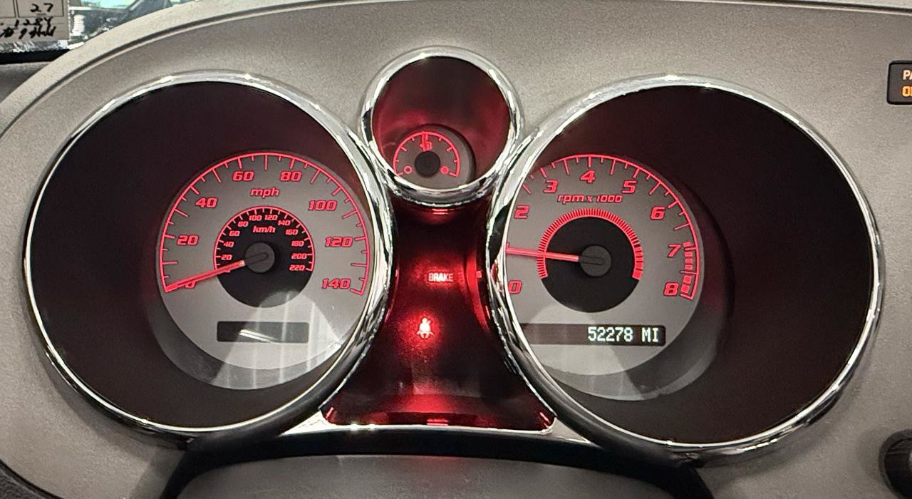 Used 2008 Pontiac Solstice Convertible w/ Premium Package RWD image 20