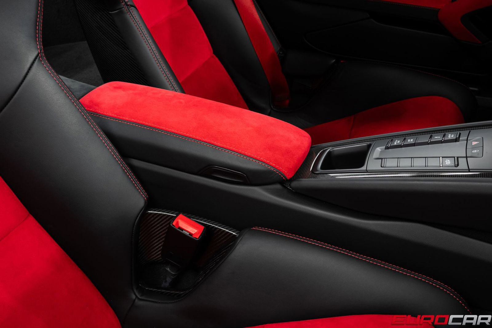 Used 2018 Porsche 911 GT2 RS image 44