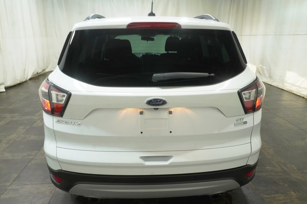 Used 2017 Ford Escape SE w/ Equipment Group 201A AWD/4WD image 5