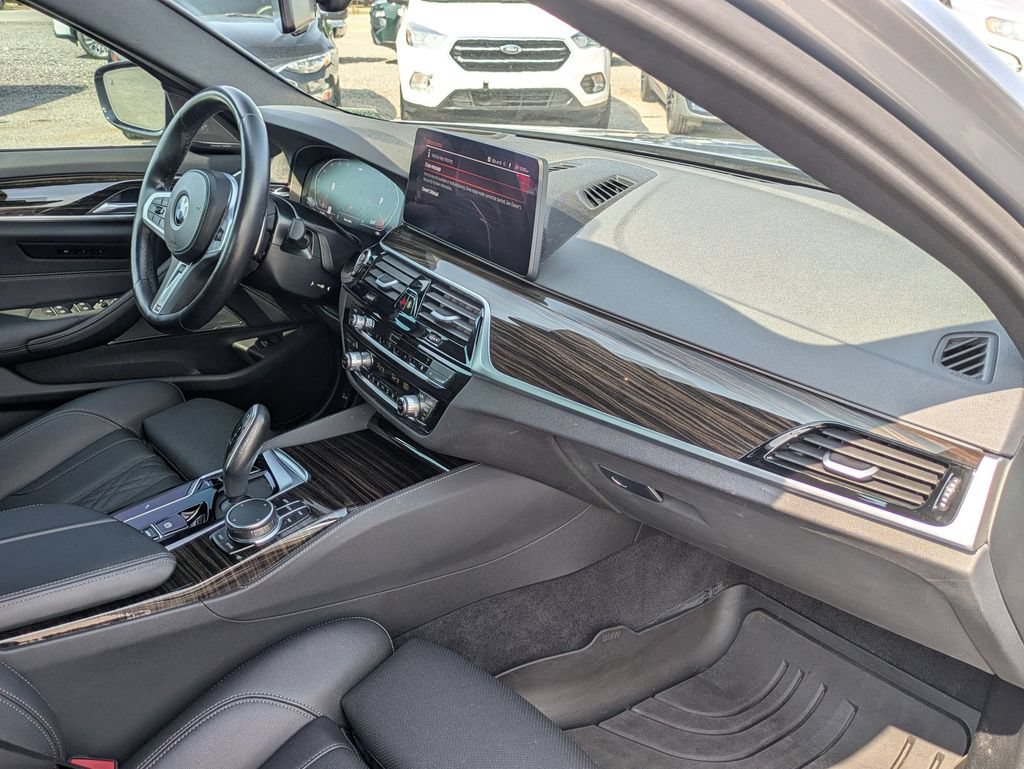 Used 2023 BMW 530i w/ M Sport Package RWD image 25