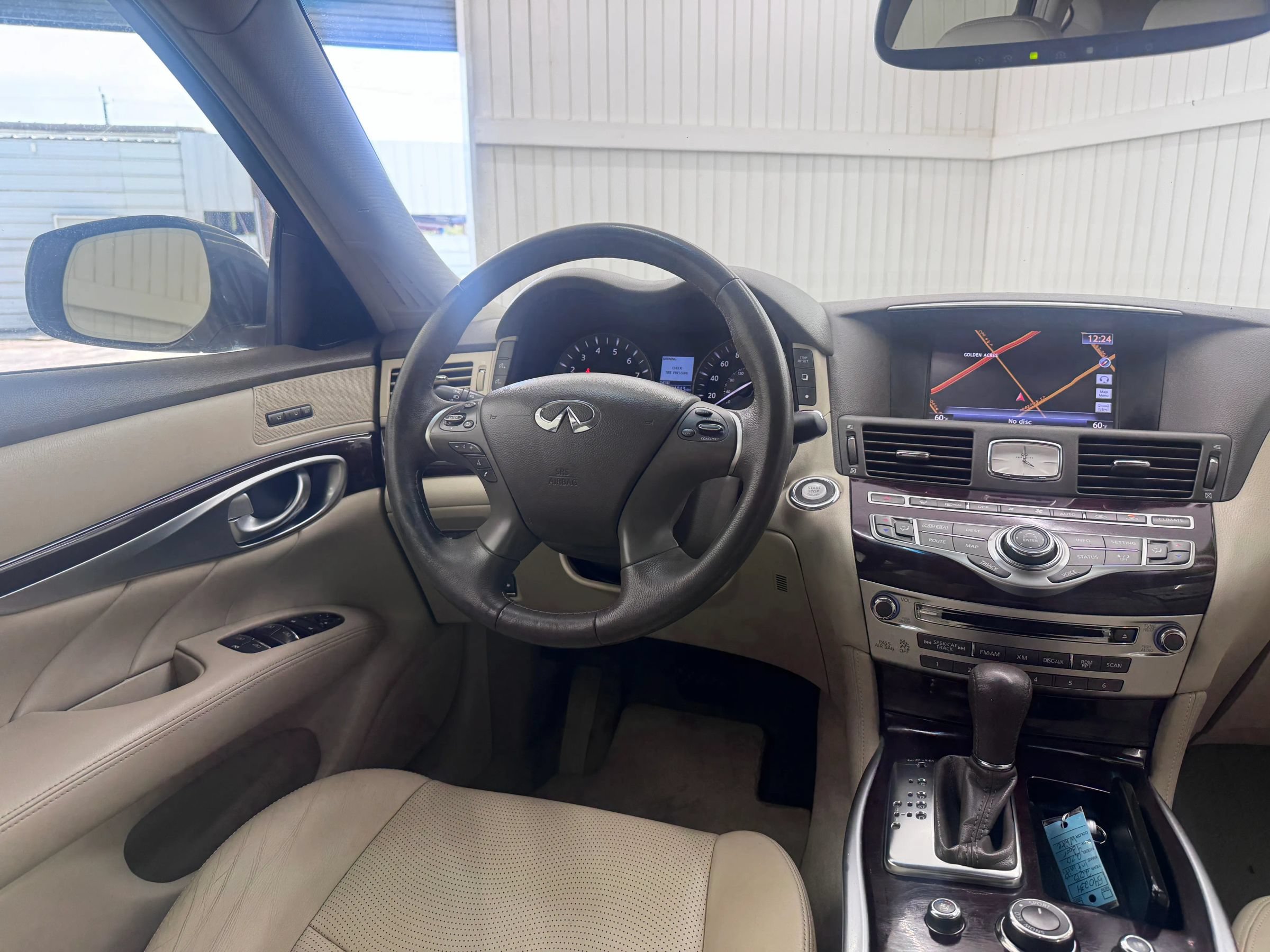 Used 2015 INFINITI Q70 3.7 RWD image 15