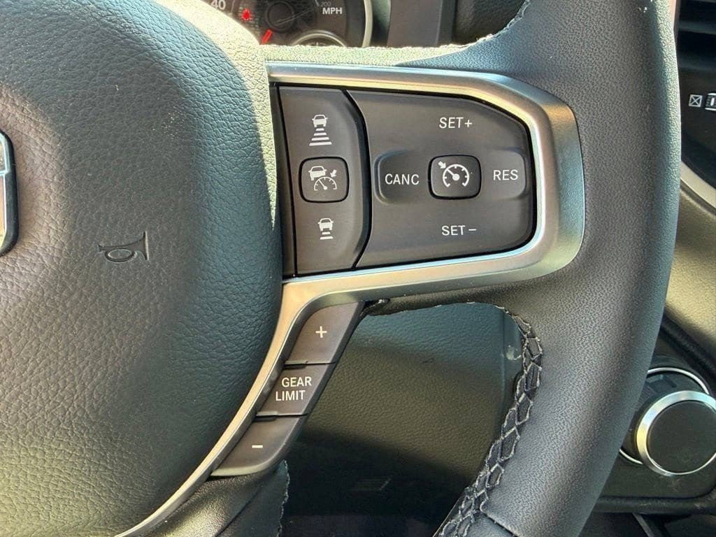 New 2026 RAM 1500 Big Horn AWD/4WD image 17