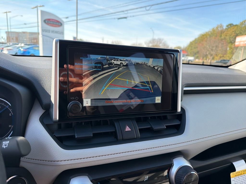 New 2025 Toyota RAV4 XLE image 18