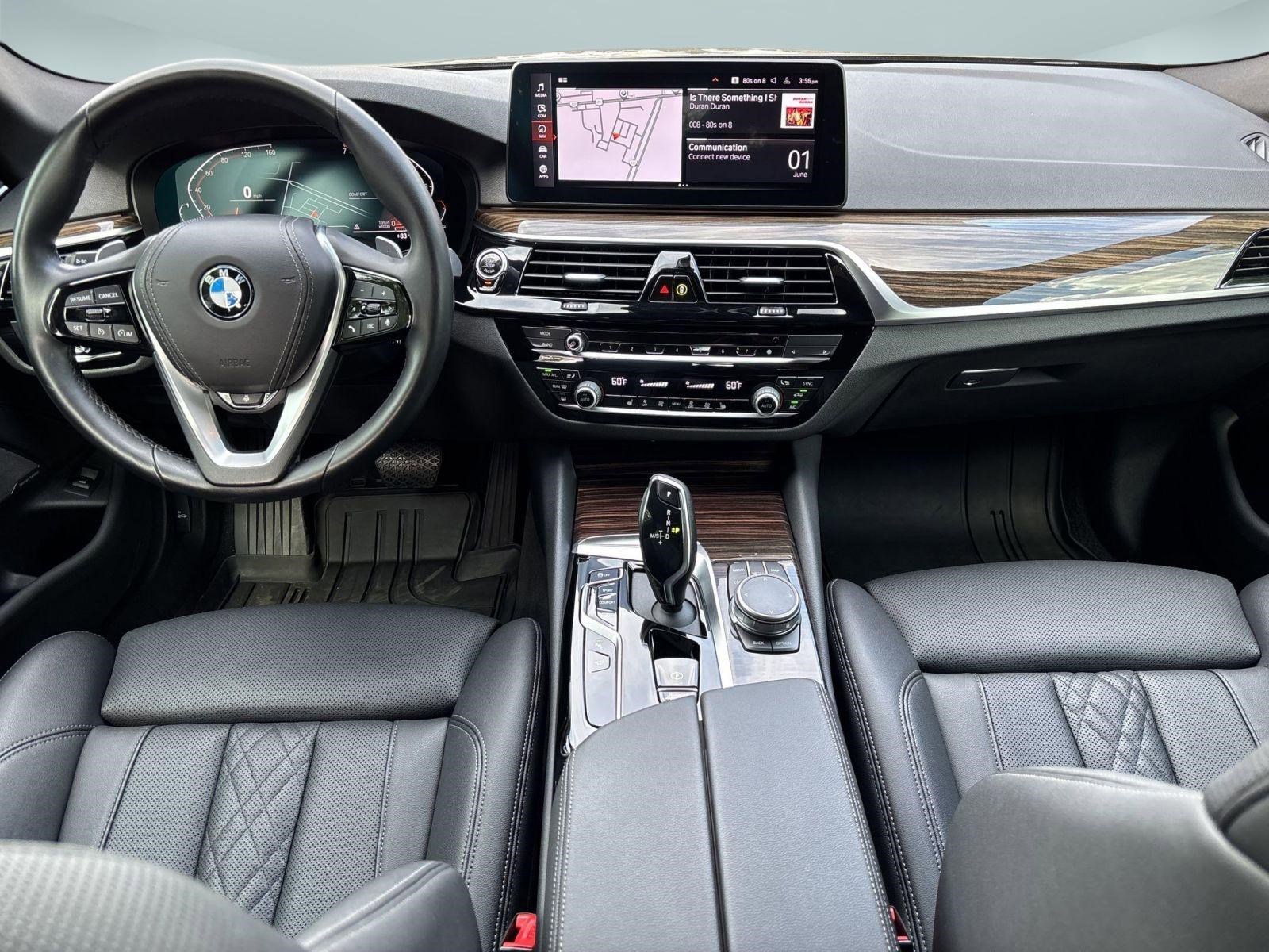 Used 2021 BMW 530i xDrive w/ Premium Package AWD/4WD image 16