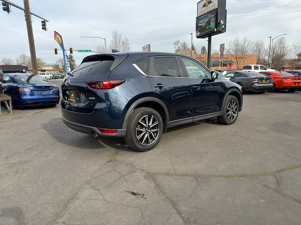 Used 2018 MAZDA CX-5 Touring w/ Preferred Equipment Package AWD/4WD image 8