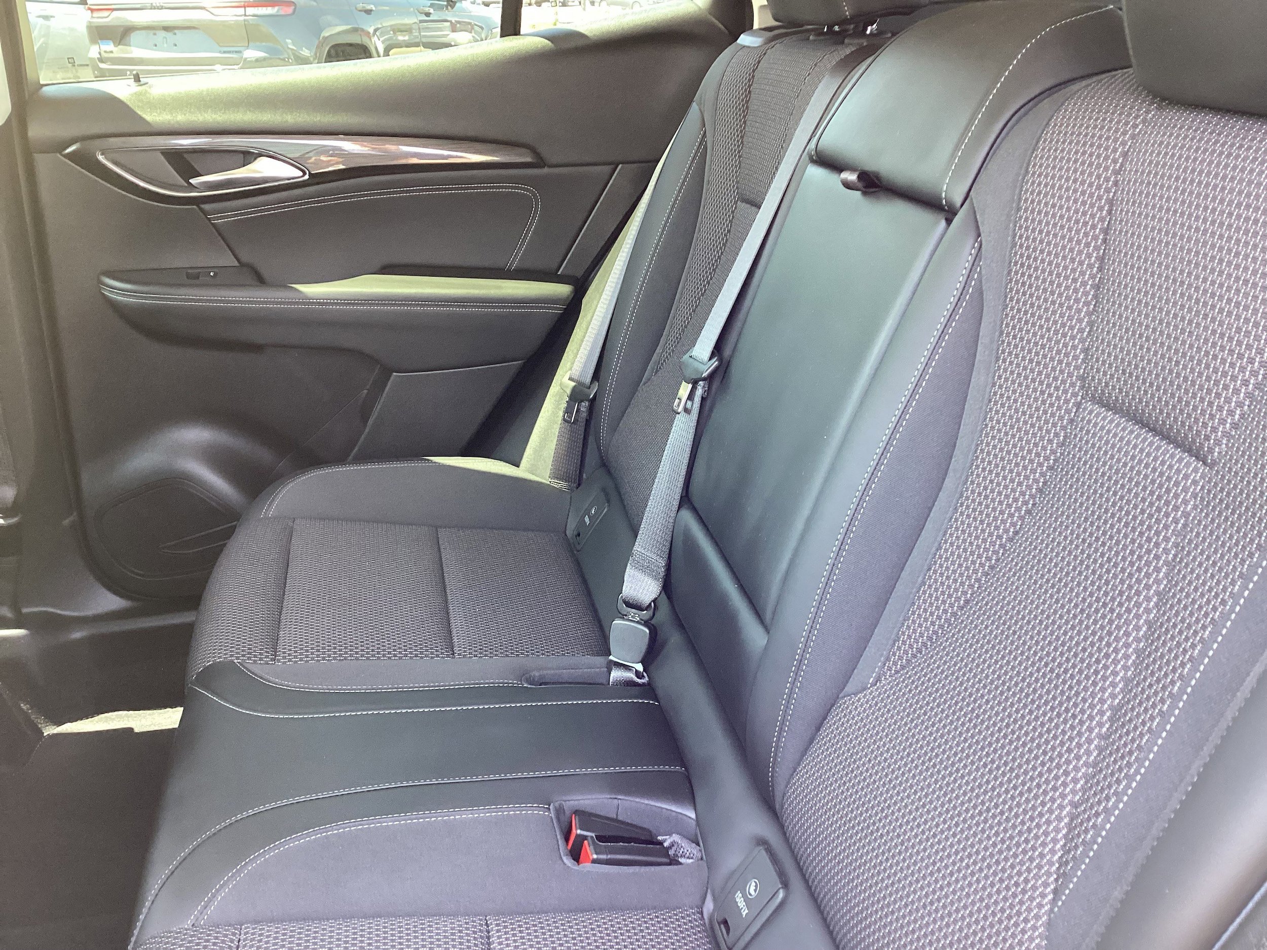 Used 2022 Buick Envision Preferred FWD image 13